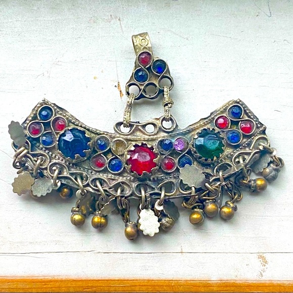 Vintage Jewelry - Belly dancer pendants